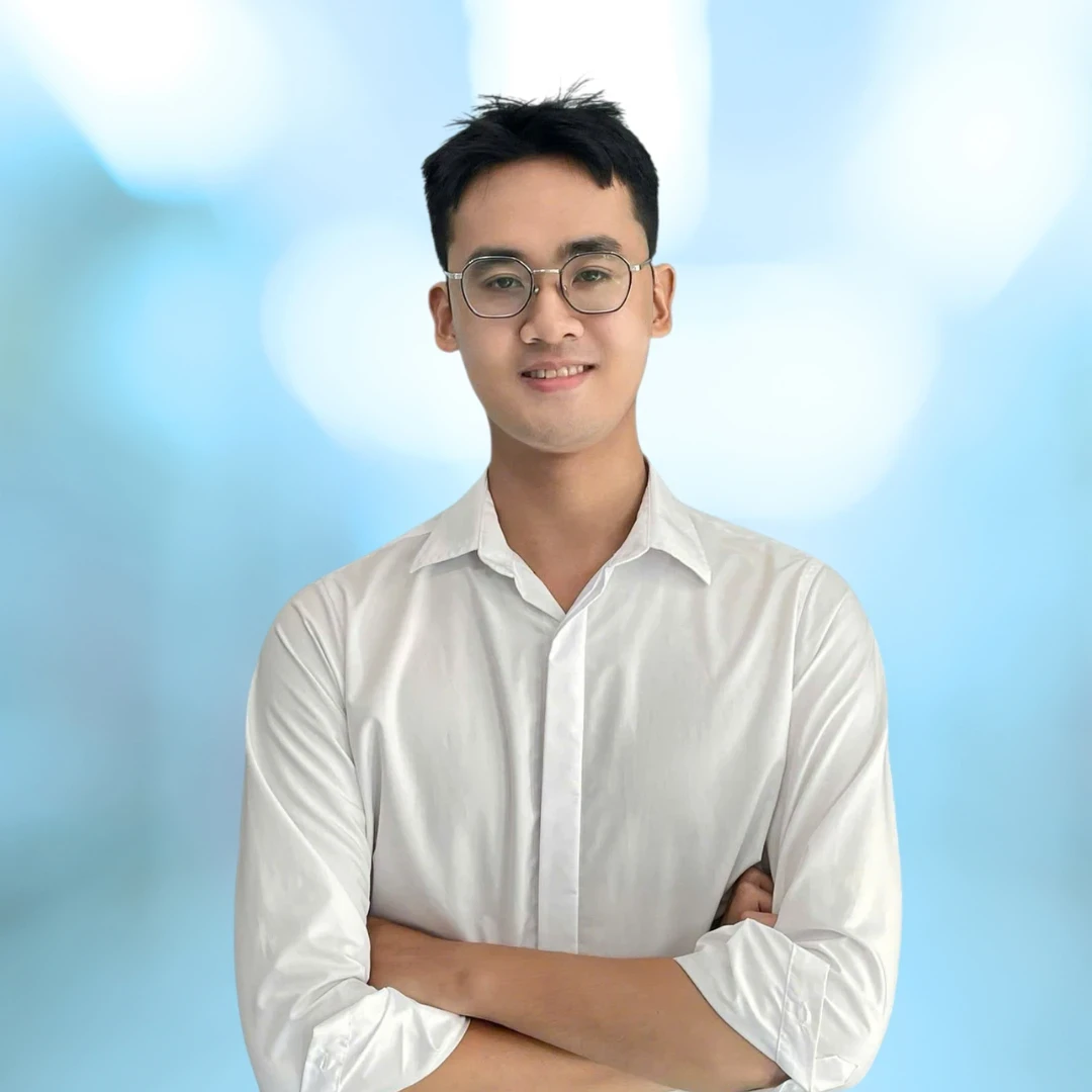 chuyen-vien-phap-ly-dinh-huy-hoang